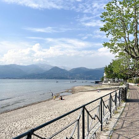 Hotel La Dama del Porto Laveno-Mombello Esterno foto