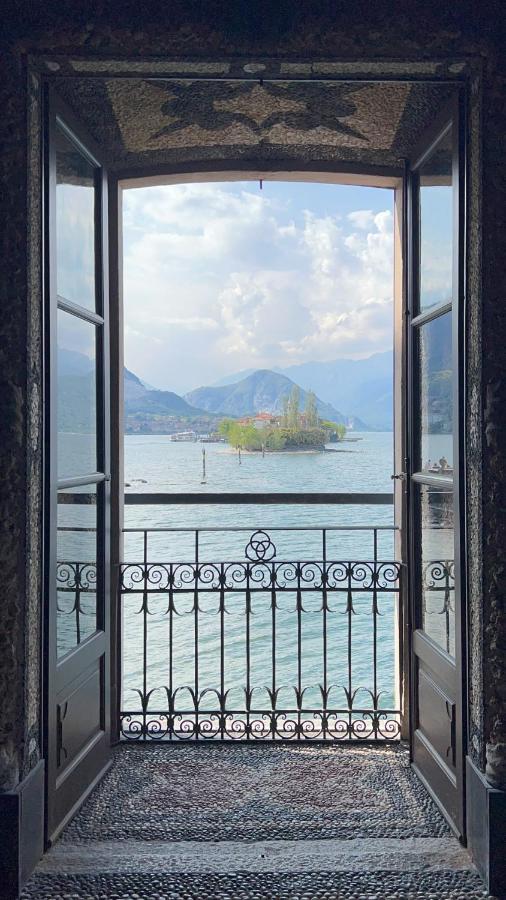 Hotel La Dama del Porto Laveno-Mombello Esterno foto